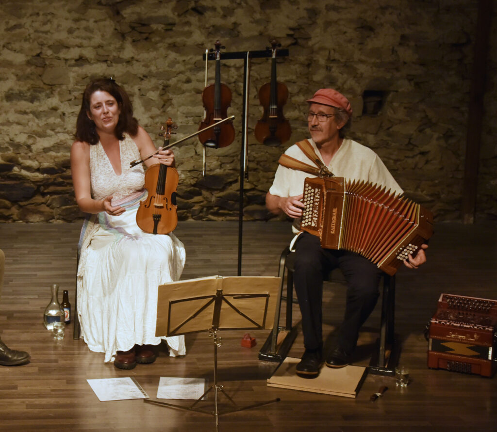 Le groupe de musique trad du Limousin Farem Tot Petar en formation duo